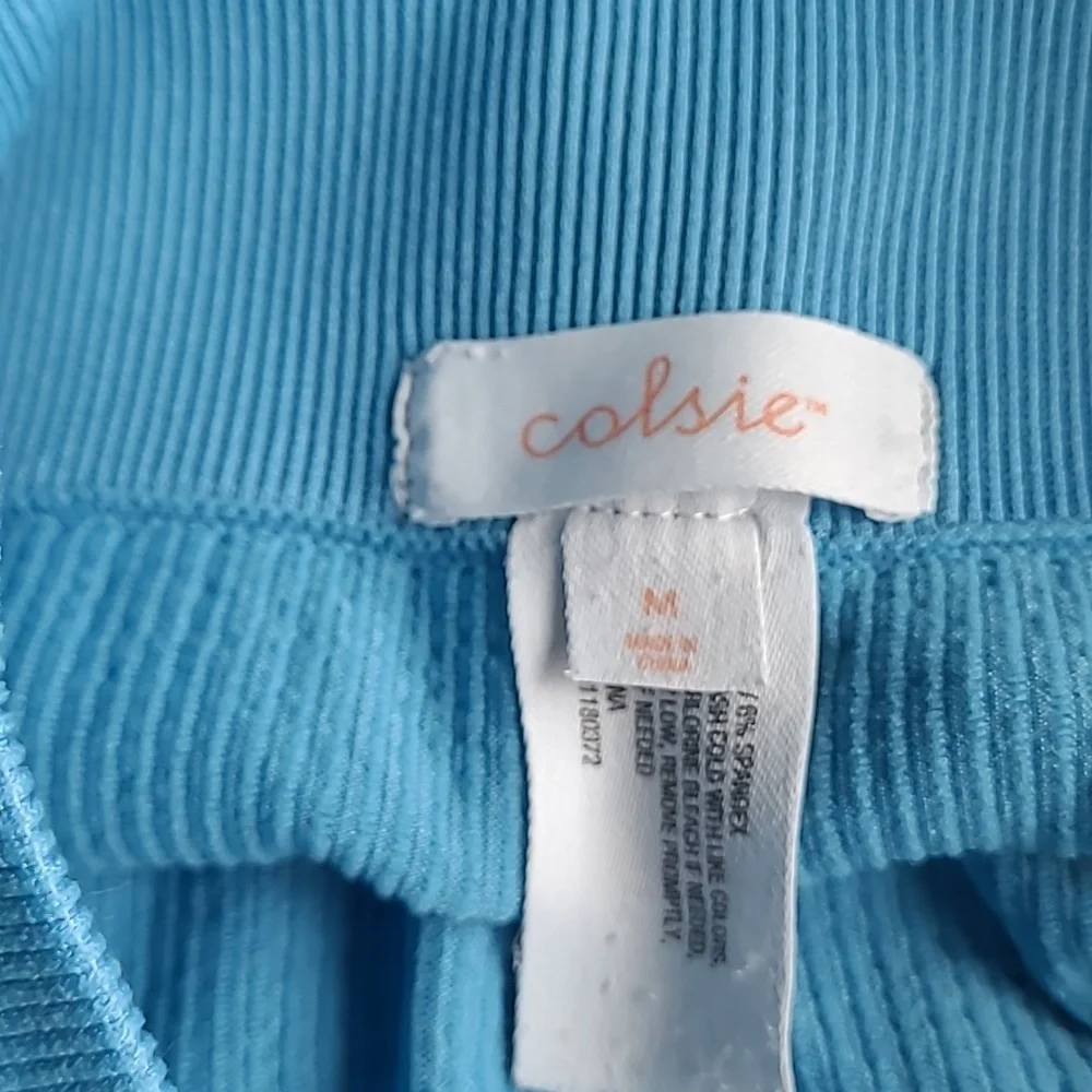 Colsie Blue Ribbed Bike Shorts - Picture 5 of 6